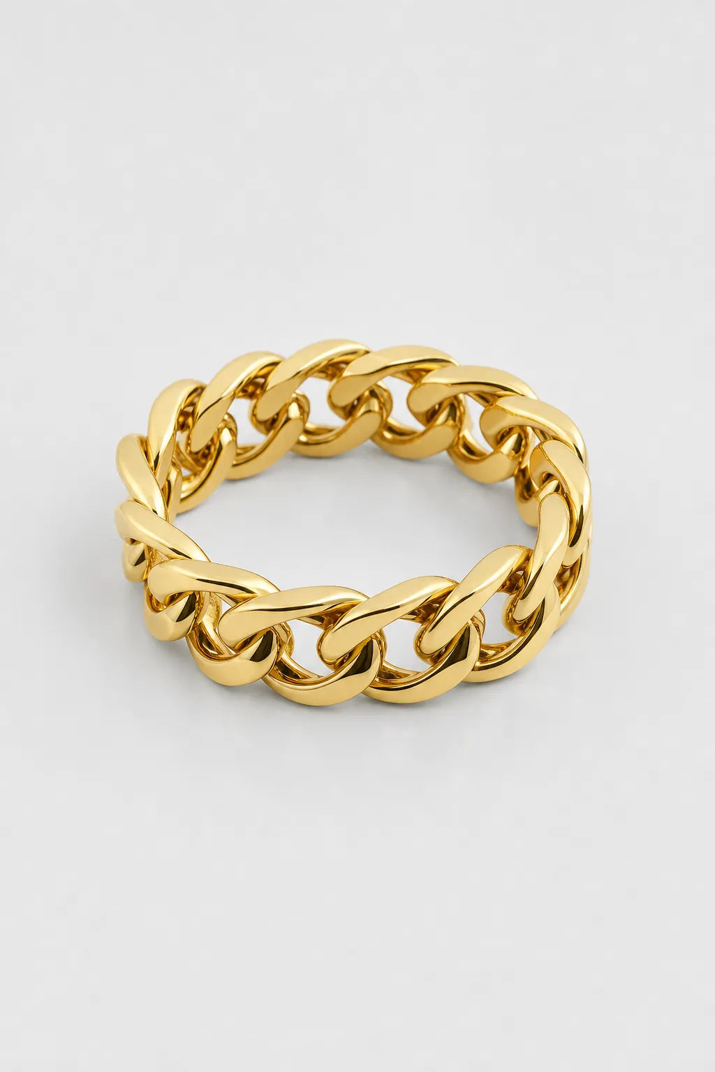 Cuban Chain Ring in Gold-Tone — presentation — Gold-tone