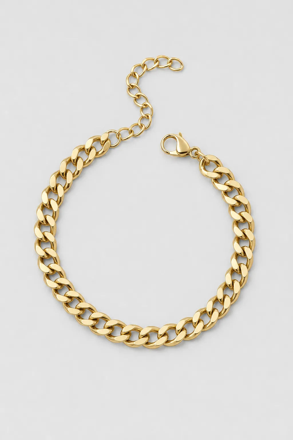 7mm Gold-tone Cuban Link Bracelet — presentation — Gold-tone