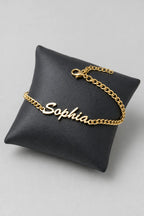 Cuban Link Name Bracelet — stand — Gold