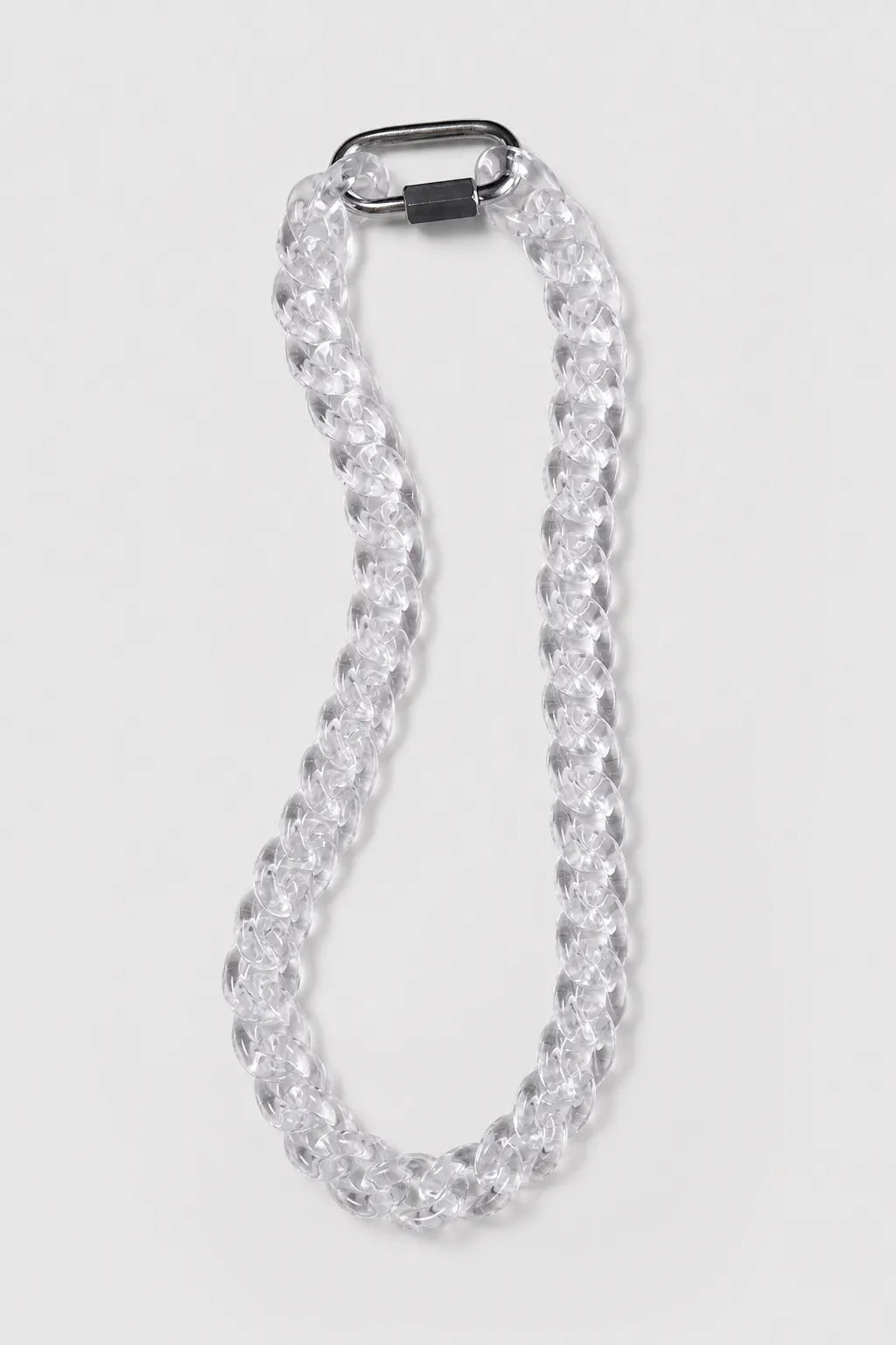Translucent Cuban Link Chain — presentation — Clear