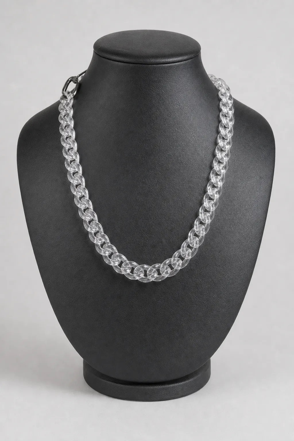 Translucent Cuban Link Chain — stand — Clear