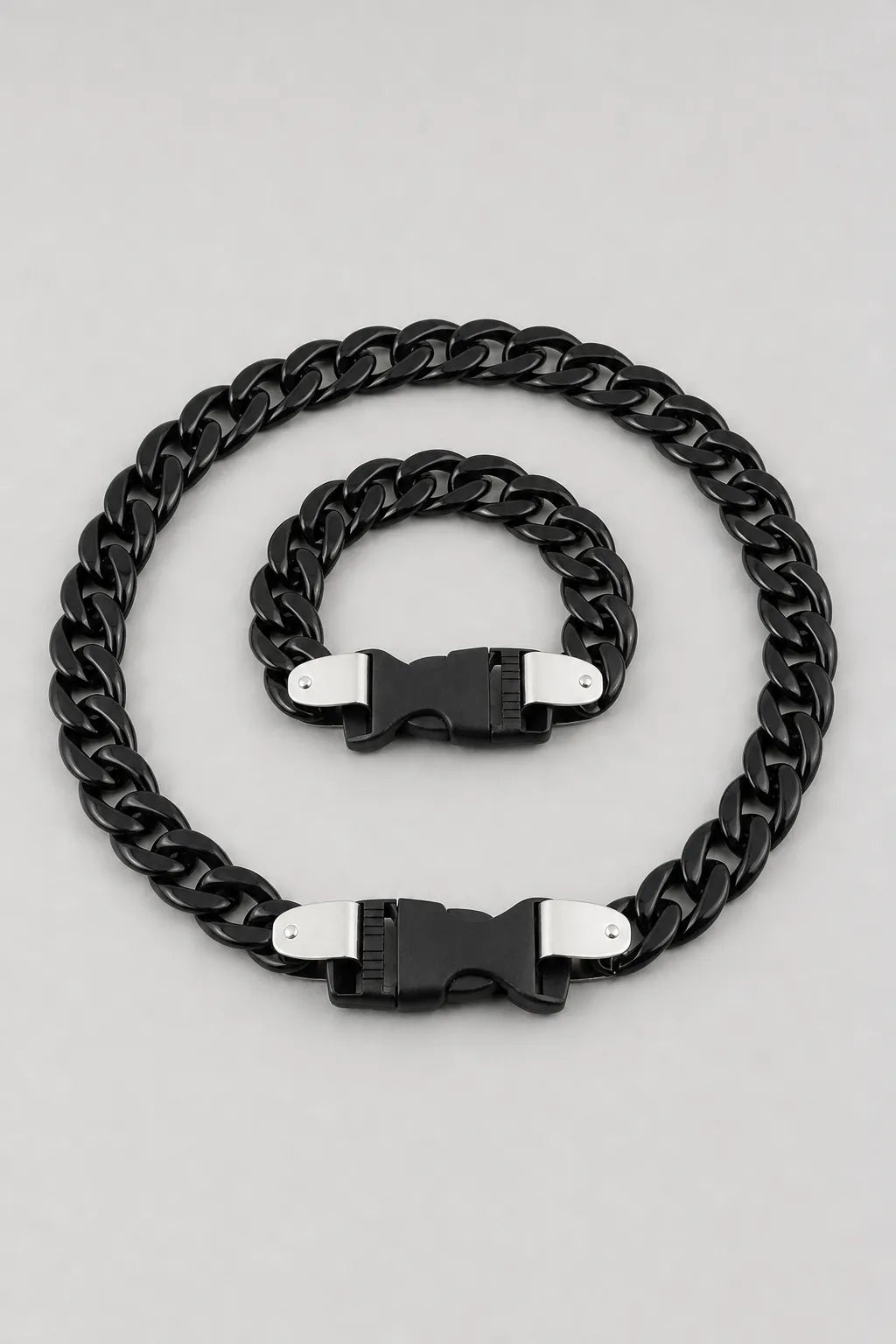 Plastic Cuban Link Chain — variant — Shiny Black
