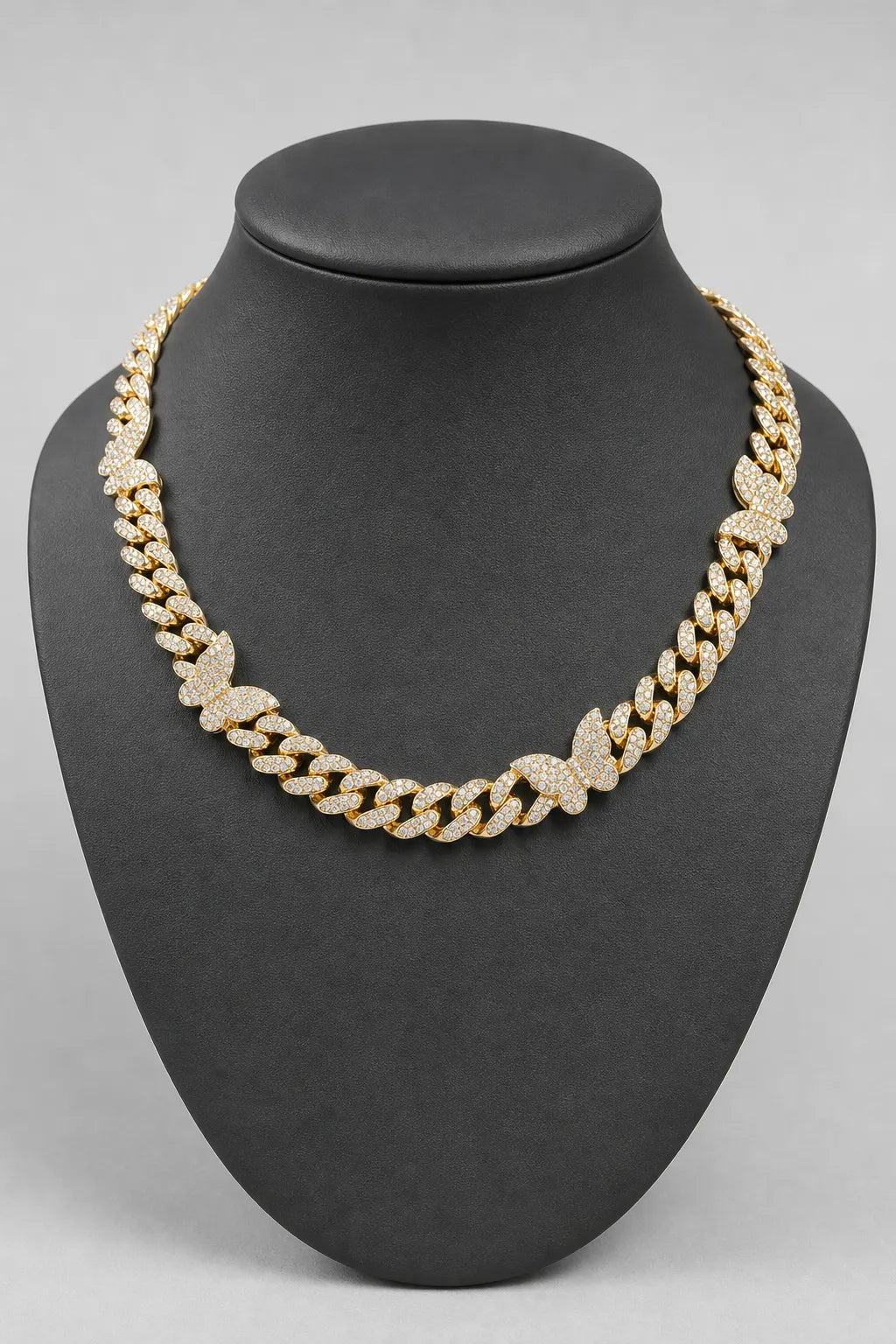 Butterfly Cuban Link Chain — stand — Gold-tone