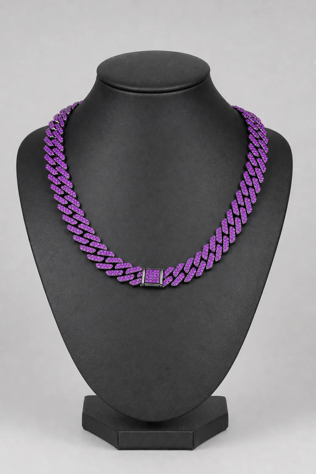 Purple Cuban Link Chain — stand — Black-plated color