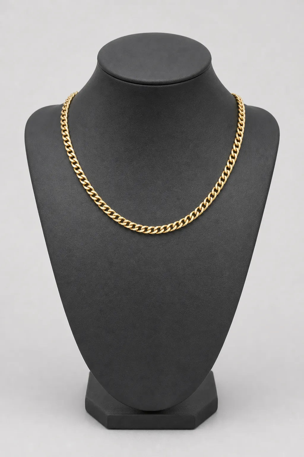 6mm Gold‑tone Cuban Link Chain — stand — Gold‑tone