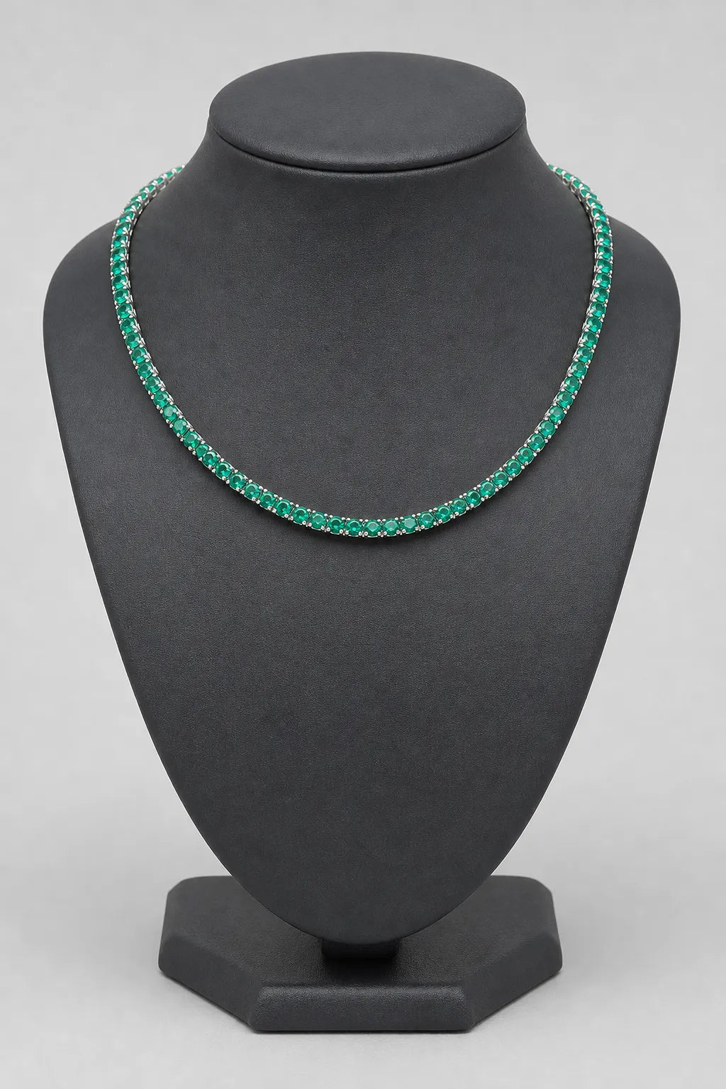 Emerald-Green Tennis Chain — stand — green