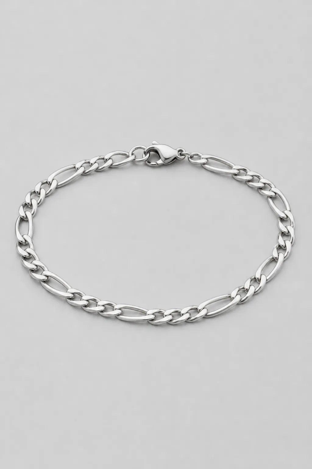 3mm Figaro Bracelet — presentation — silver-tone