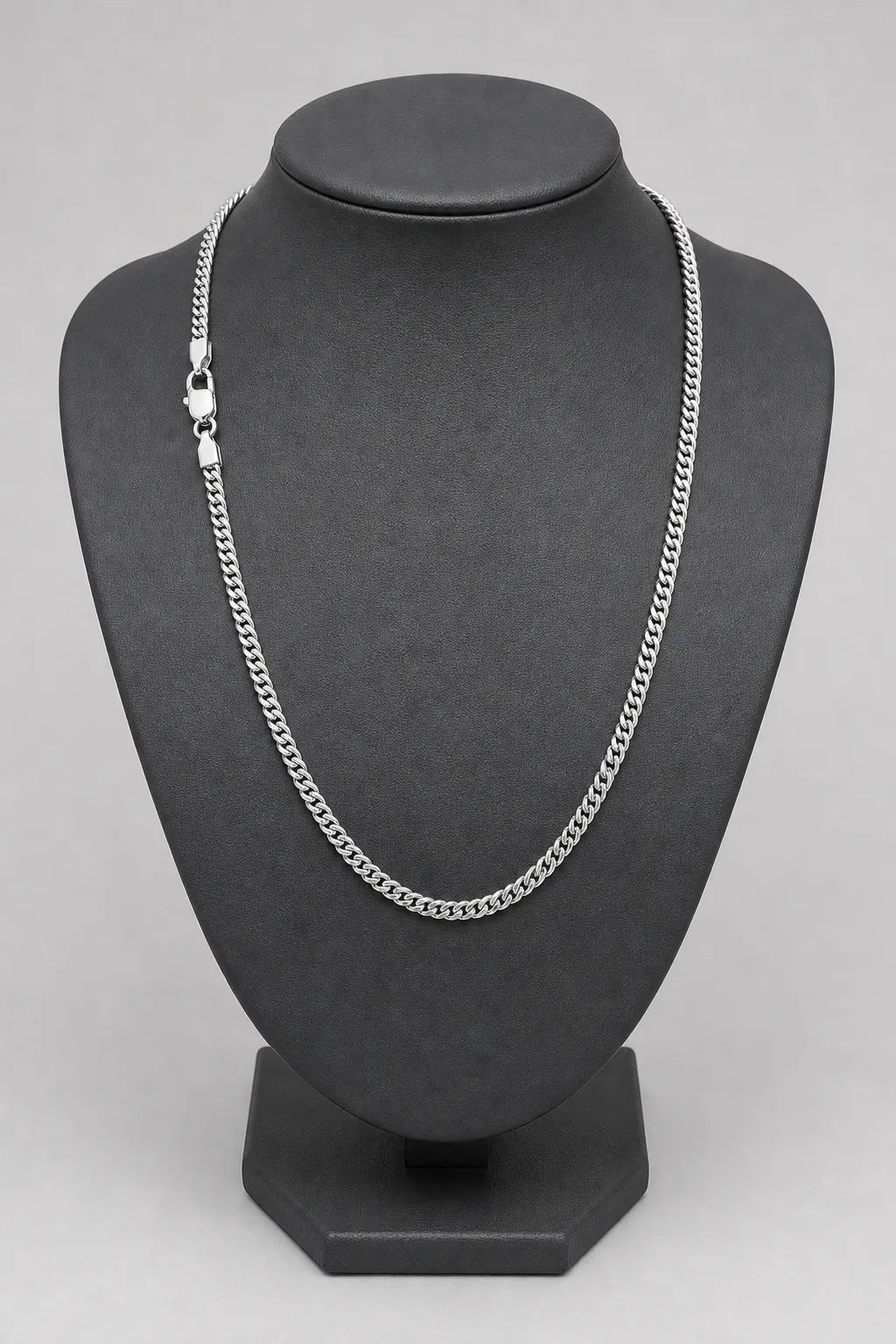 3mm Silver-tone Franco Chain — stand — silver-tone