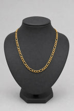 7.5mm Gold-Tone Figaro Chain — stand — Gold-tone