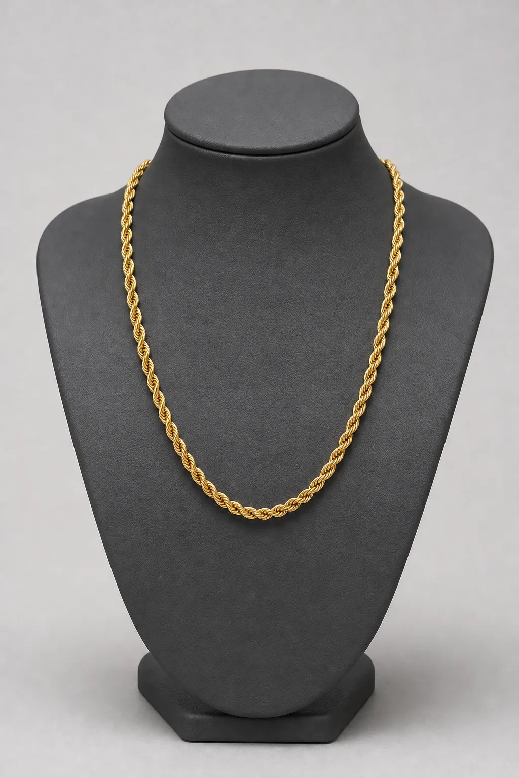 7mm Gold-tone Rope Chain — stand — Gold-tone