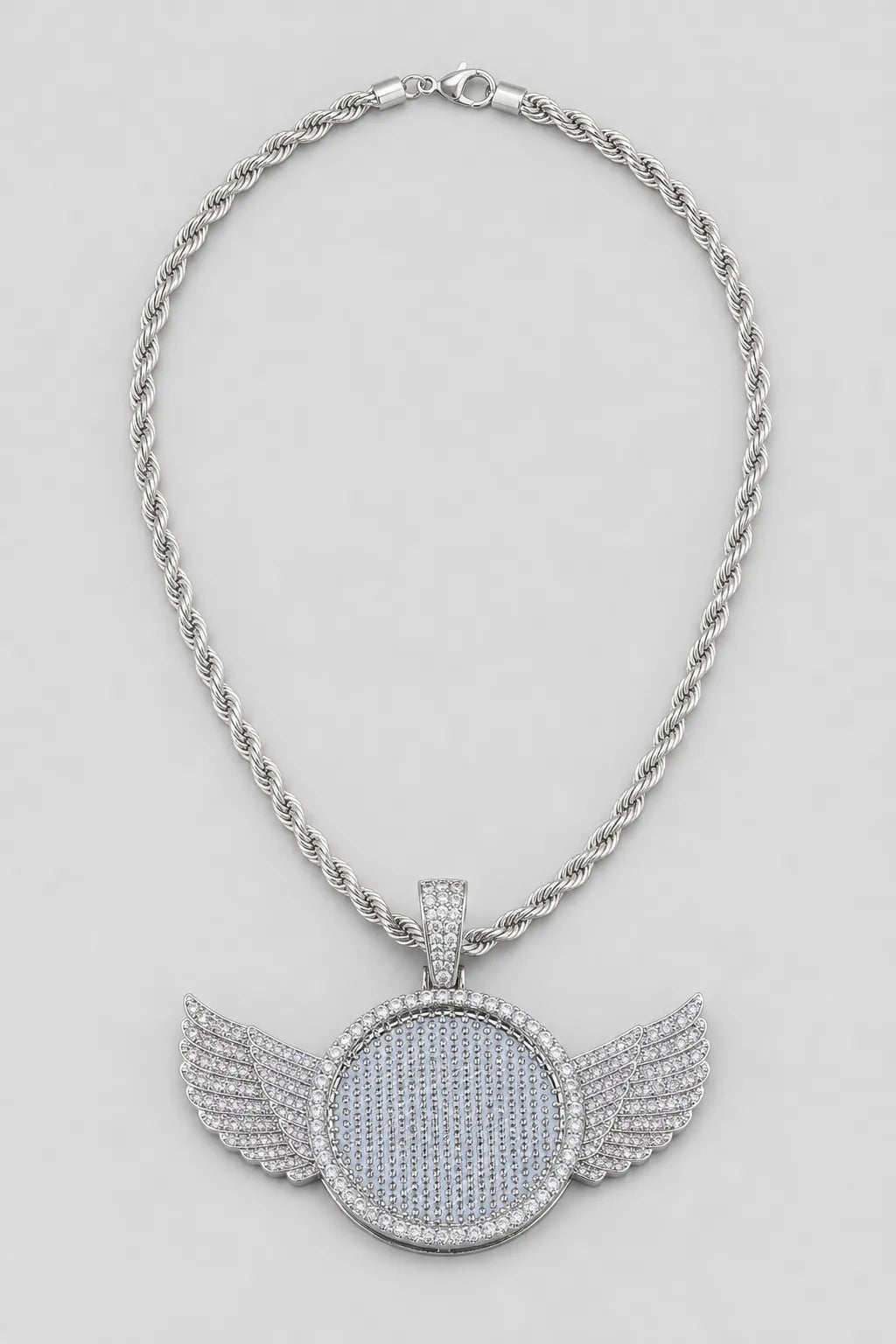 Circle Chain with Wings Pendant Necklace — presentation — Silver-tone