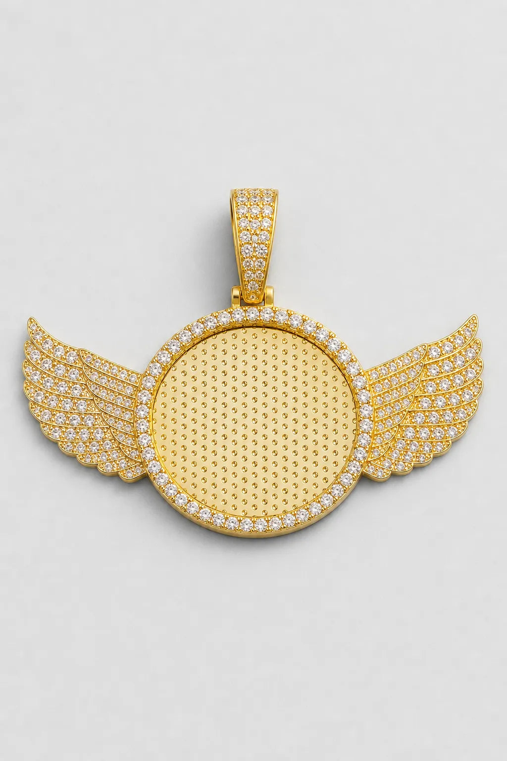 Circle Chain with Wings Pendant Necklace — variant — Gold-tone