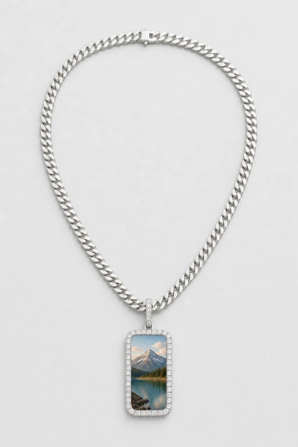 Memorial Necklace with Picture Pendant — variant — Silver