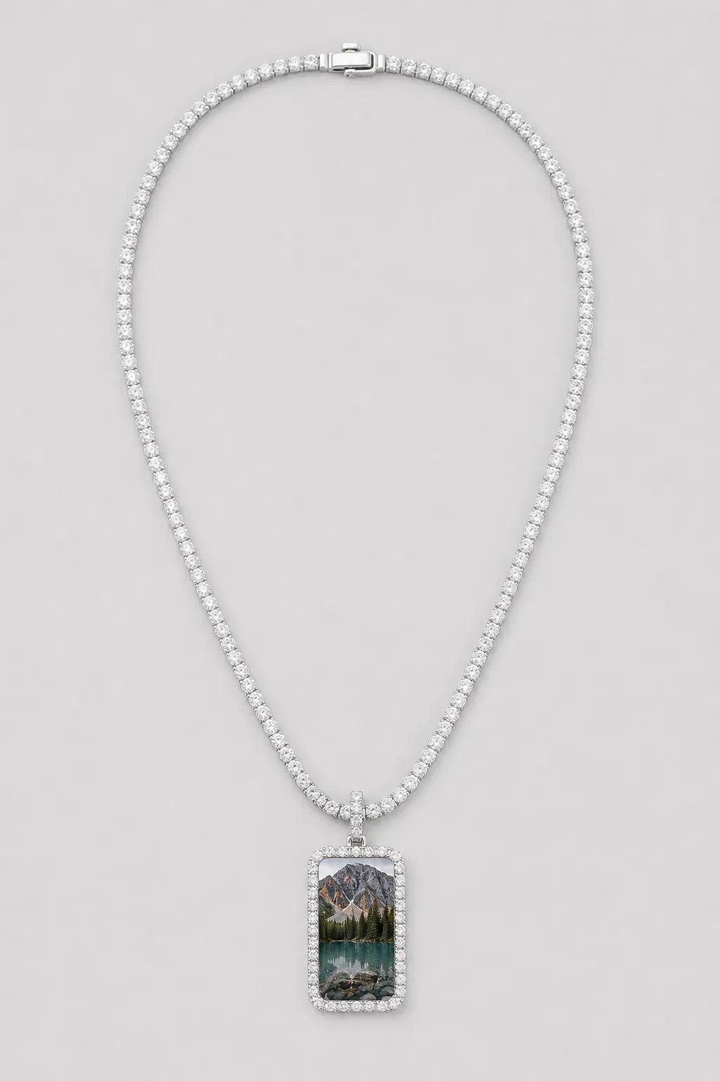Memorial Necklace with Picture Pendant — variant — Silver