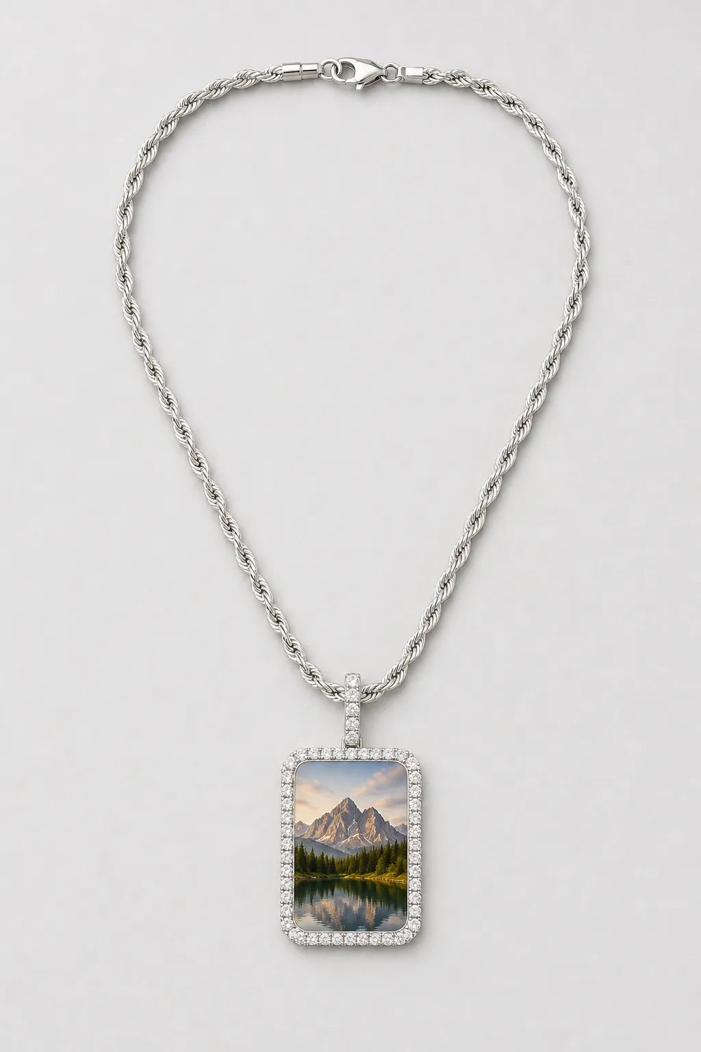 Memorial Necklace with Picture Pendant — variant — Silver