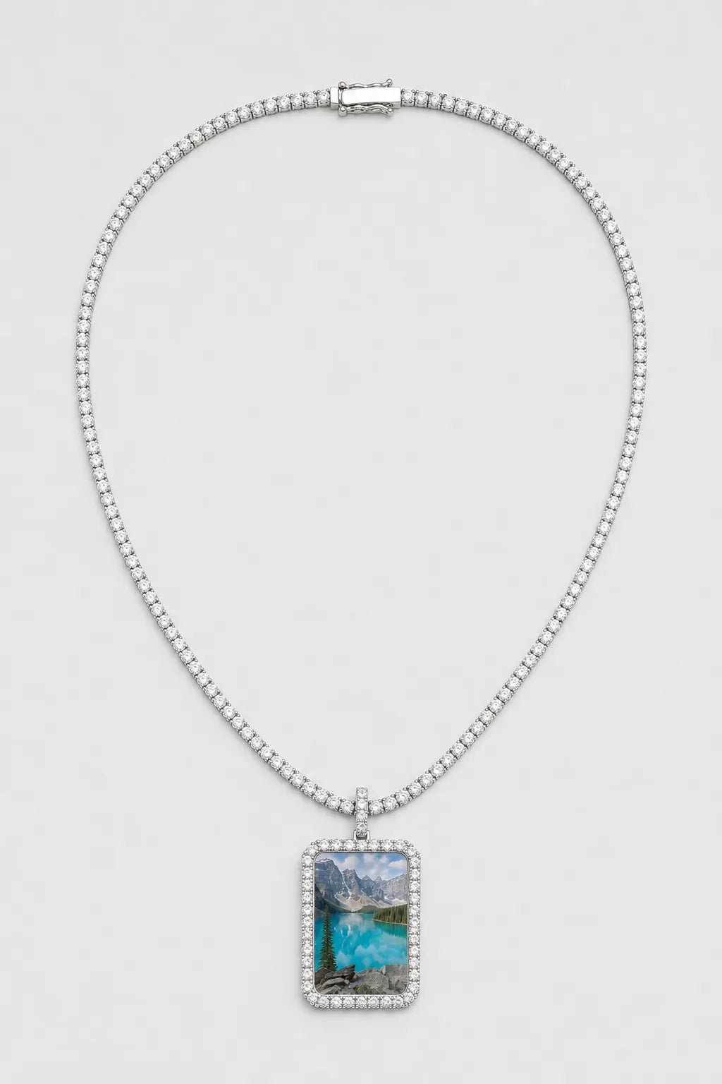Memorial Necklace with Picture Pendant — variant — Silver