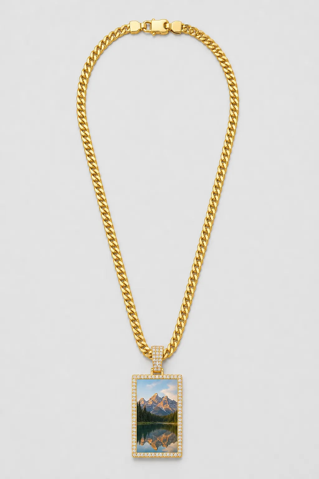 Memorial Necklace with Picture Pendant — variant — Gold