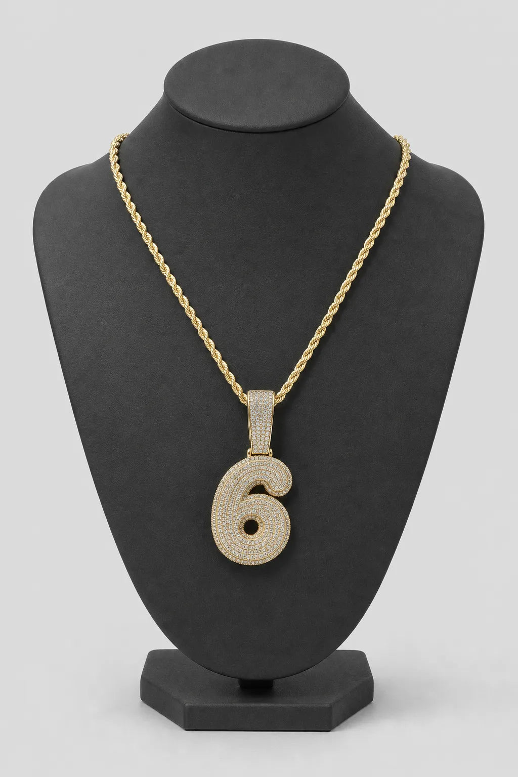 Rope Chain with Number Pendant — stand — Gold-tone