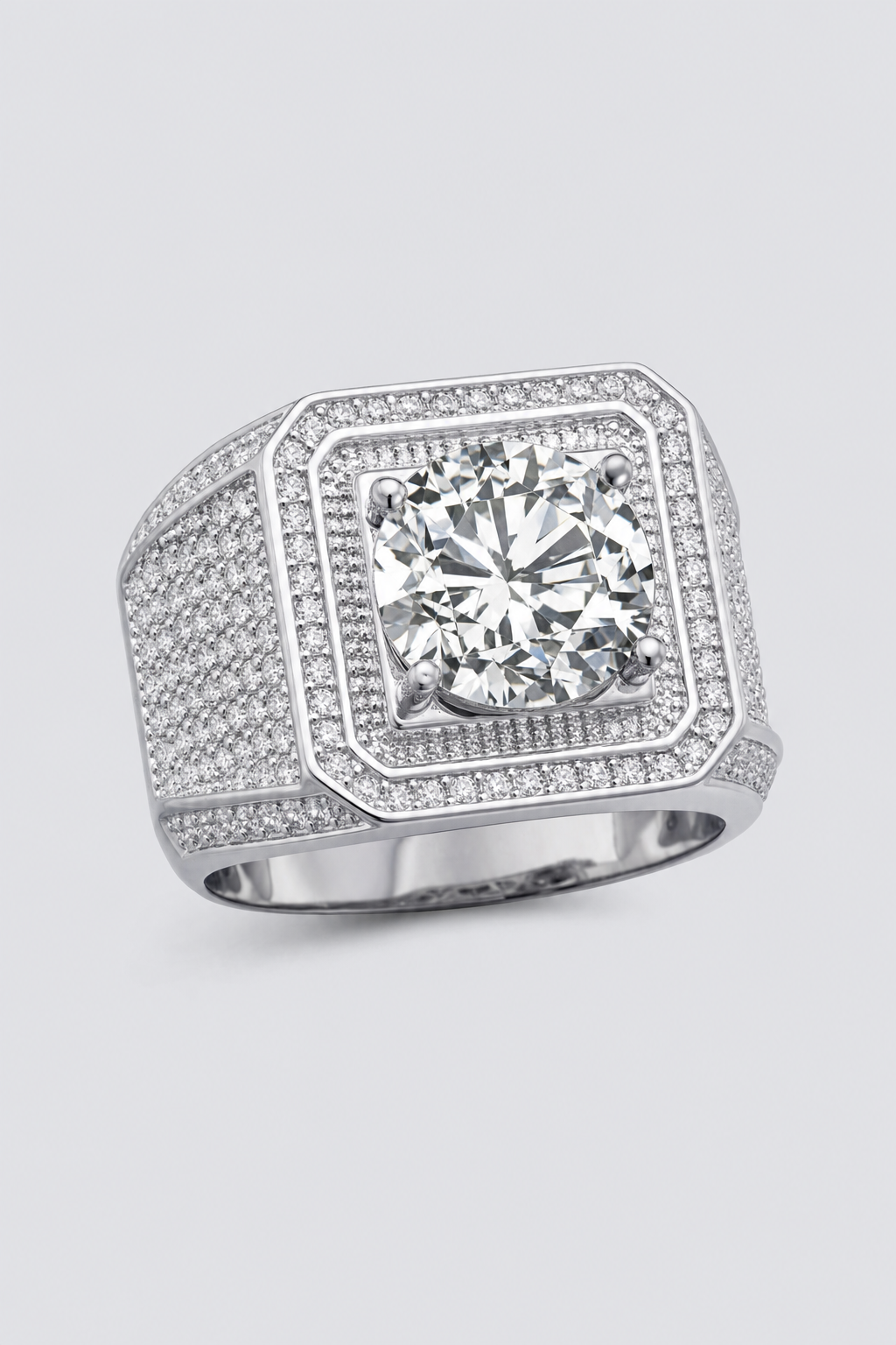Bague BOOBA — sur fond gris