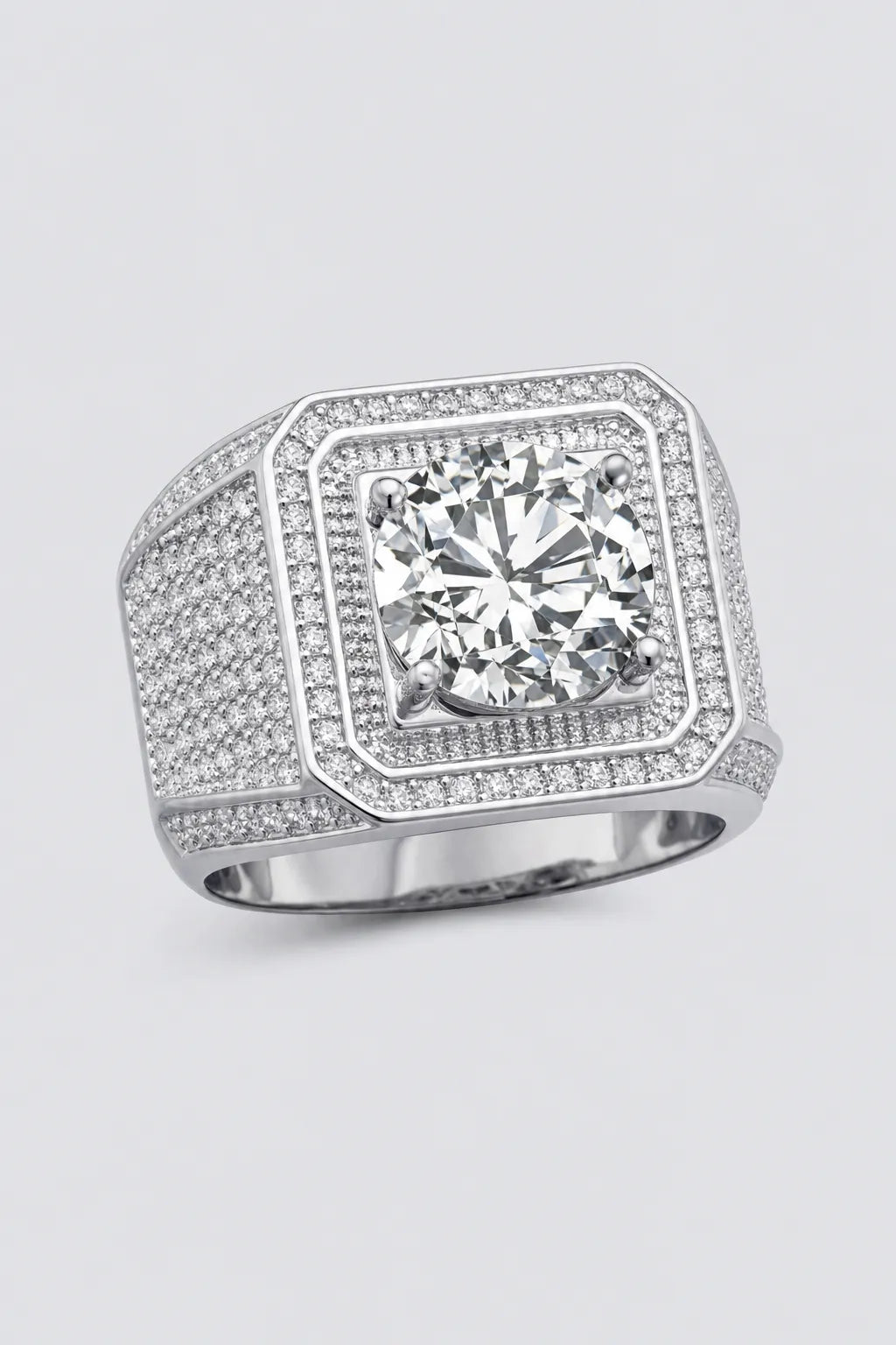 Bague BOOBA — sur fond gris