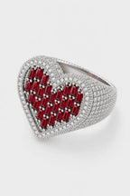 Bague coeur diamant — sur fond gris - couleur Argent rouge