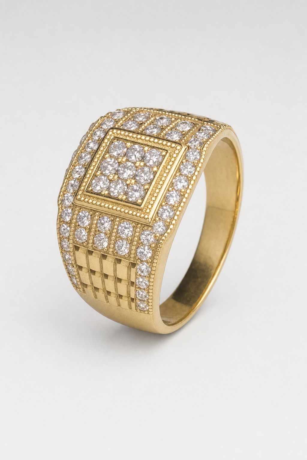 Bague ice — sur fond gris