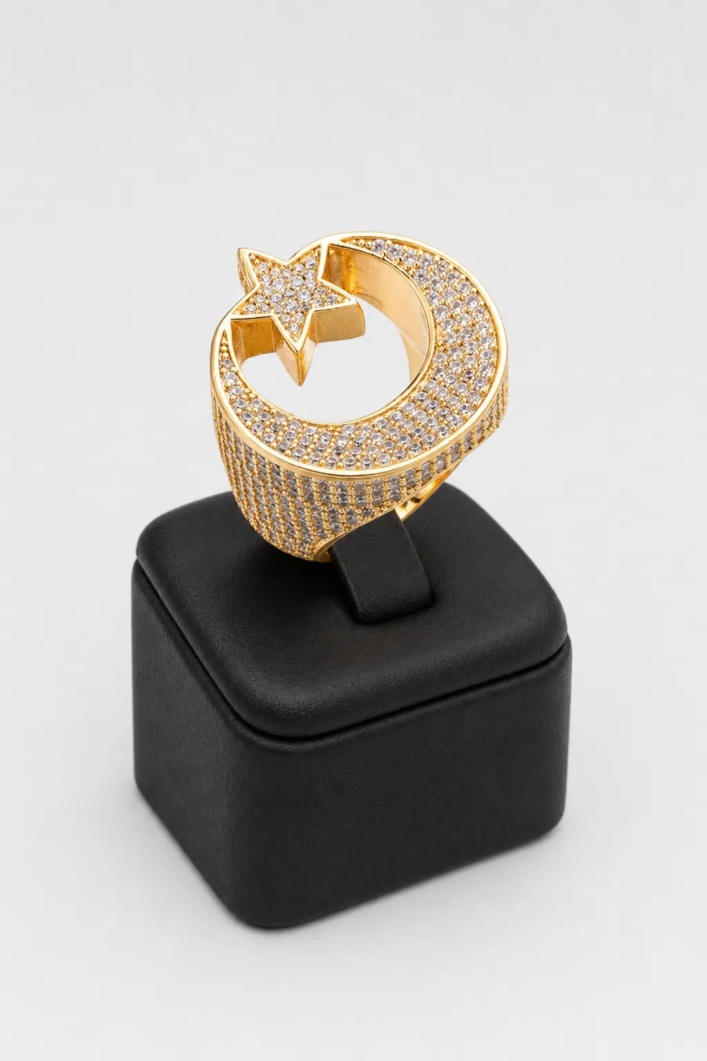 Bague Islam — sur présentoir noir mat