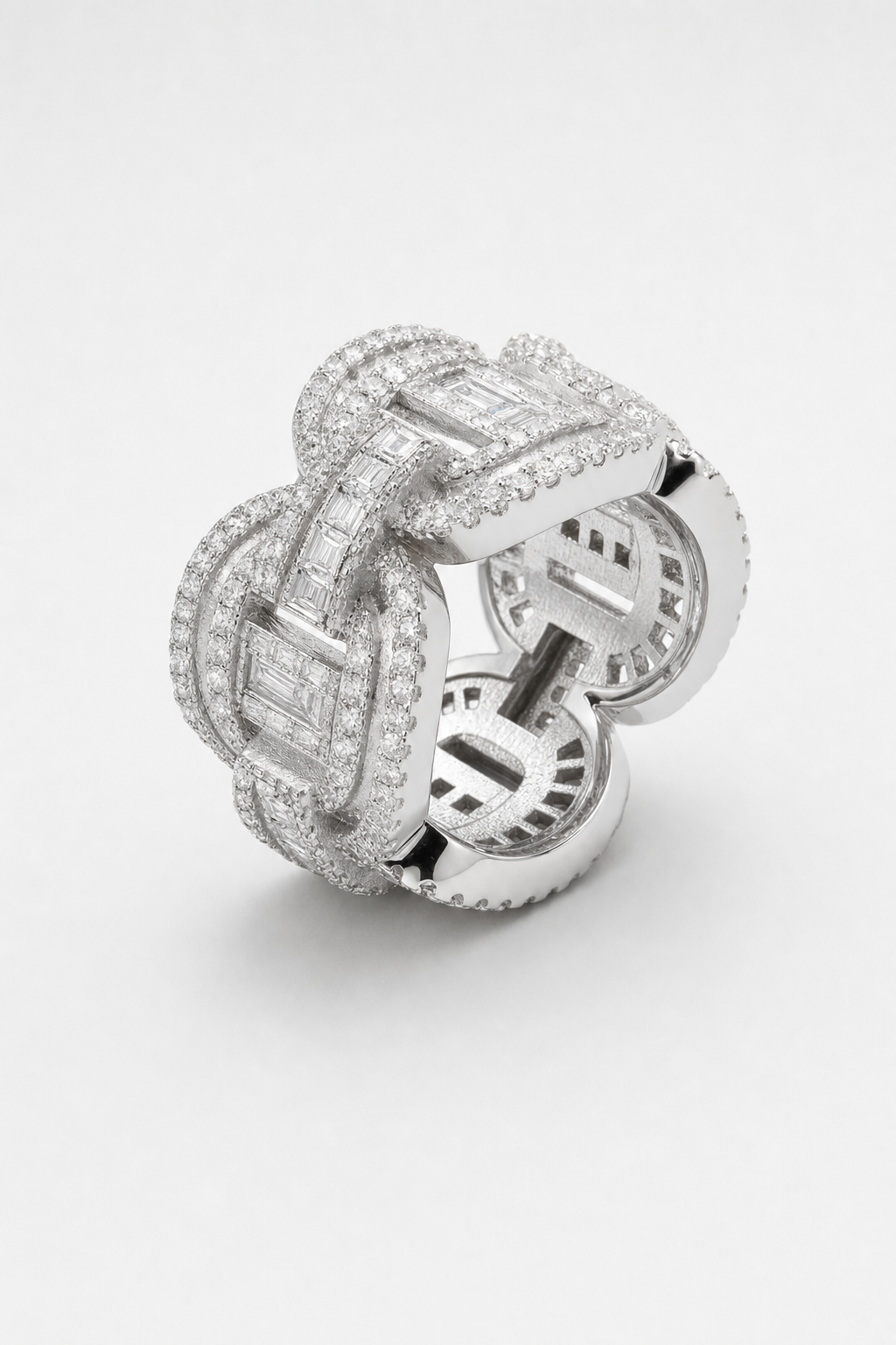 Bague Ninho — sur fond gris