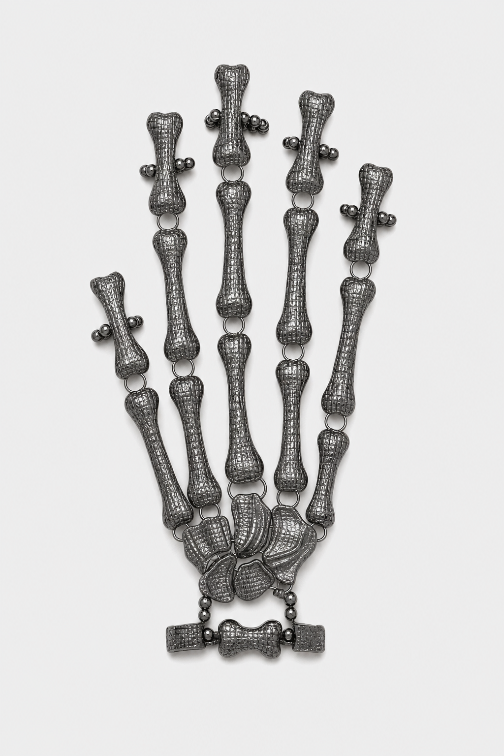 Bijoux Main de squelette — sur fond gris - couleur Noir