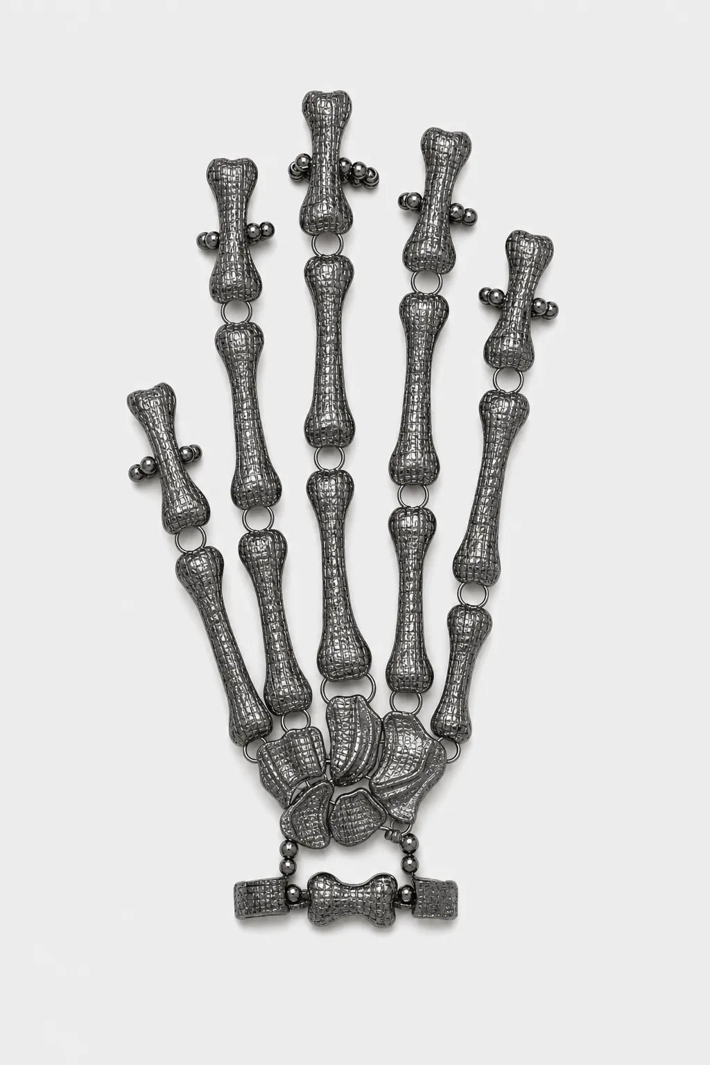 Bijoux Main de squelette — sur fond gris - couleur Noir