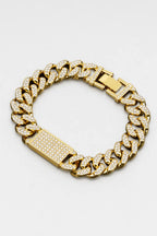 Bracelet rappeur — sur fond gris