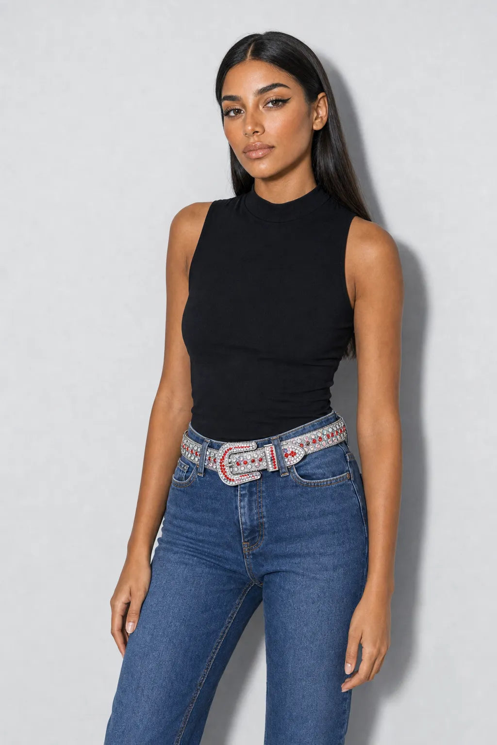Ceinture strass argent — porté sur fond gris