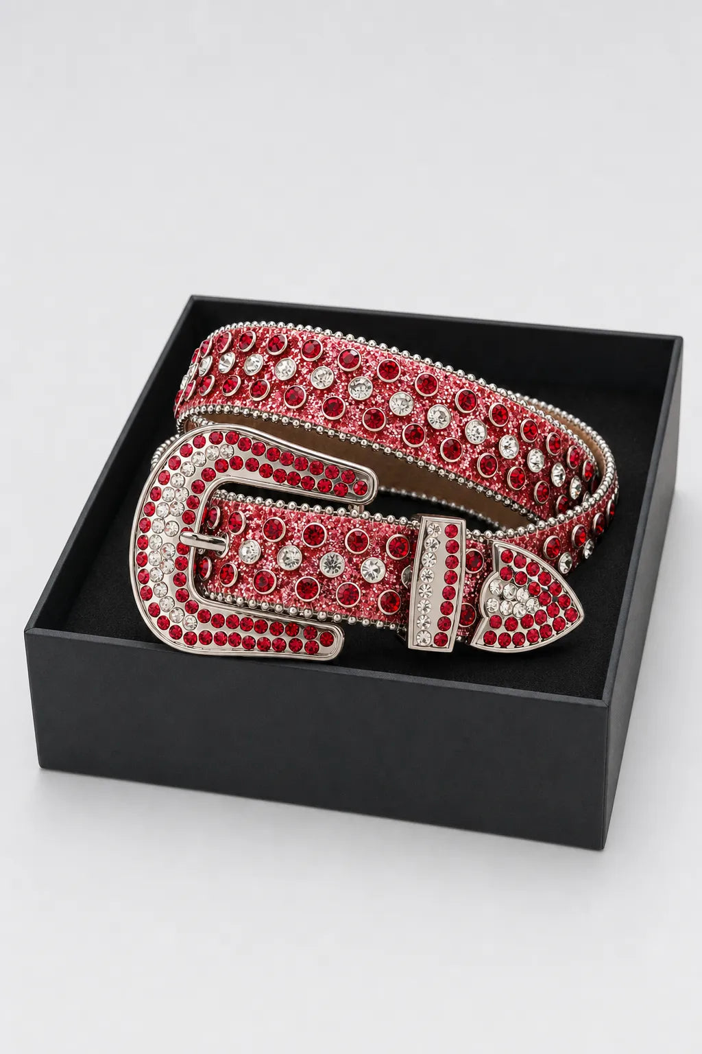 Ceinture strass rose — sur présentoir noir mat