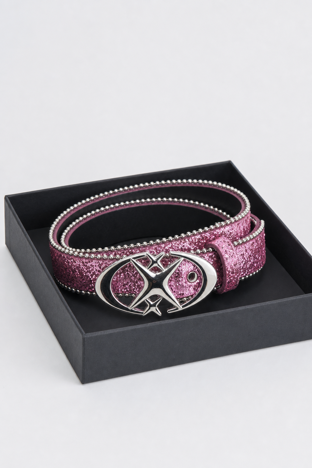 Ceinture streetwear — sur présentoir noir mat