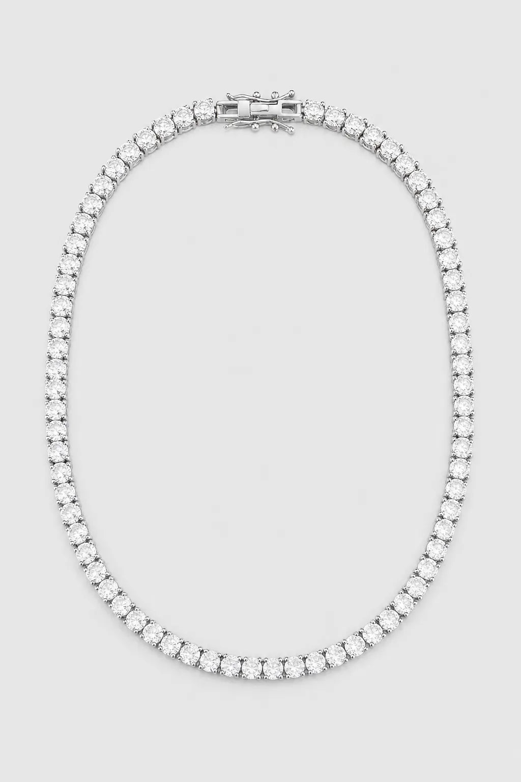 Chaine Tennis homme — couleur Argent sur fond gris