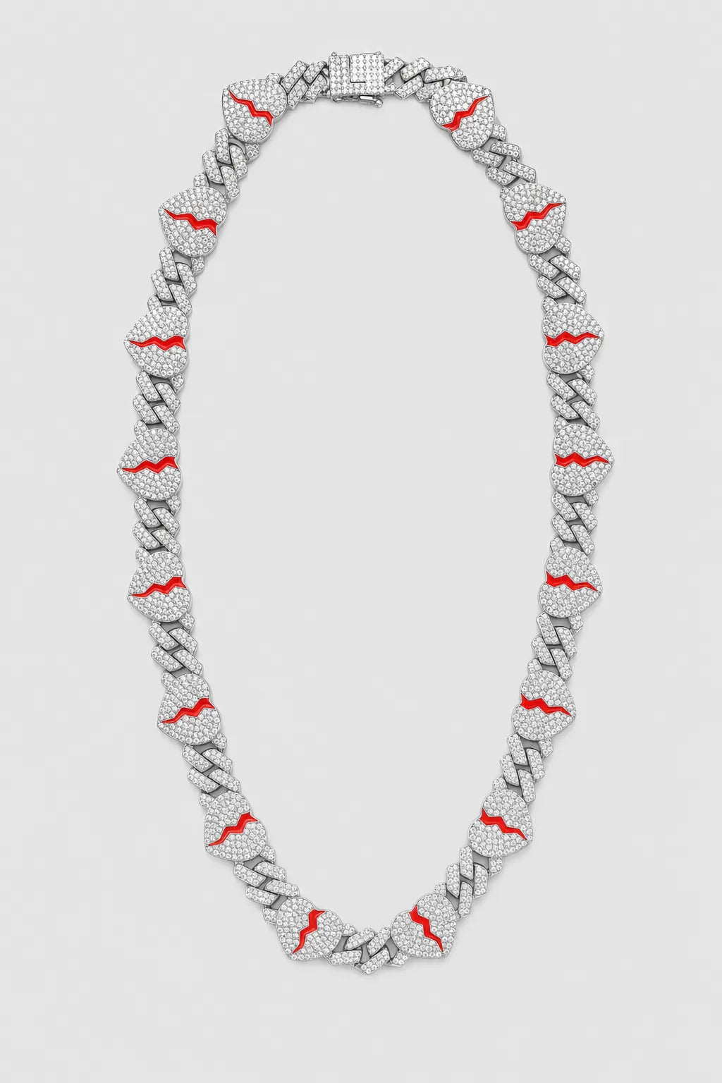 Collier Koba la D — sur fond gris — couleur Argent