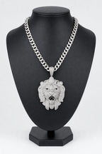 Collier Migos — sur présentoir noir mat