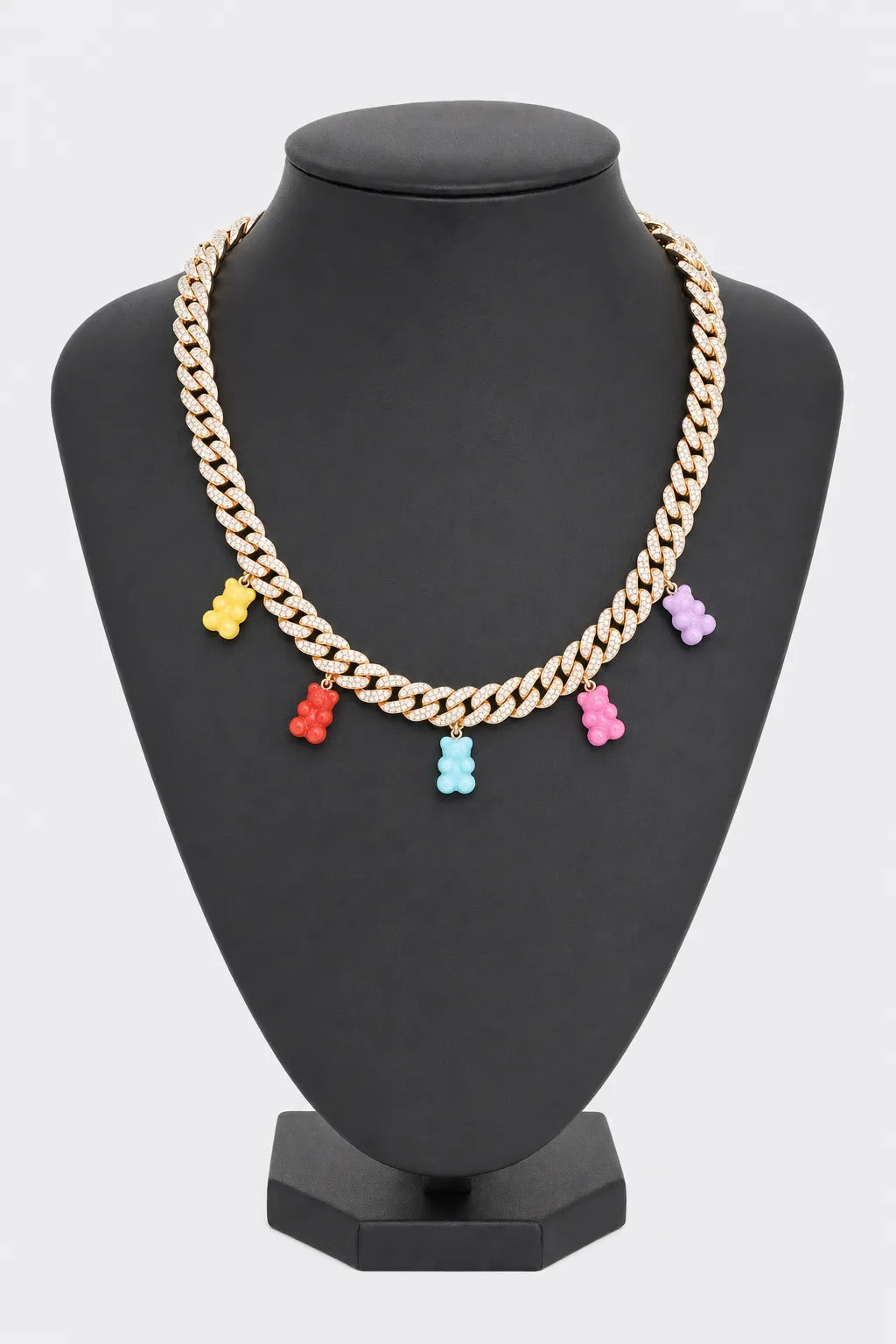 Collier ourson bonbon — sur présentoir noir mat