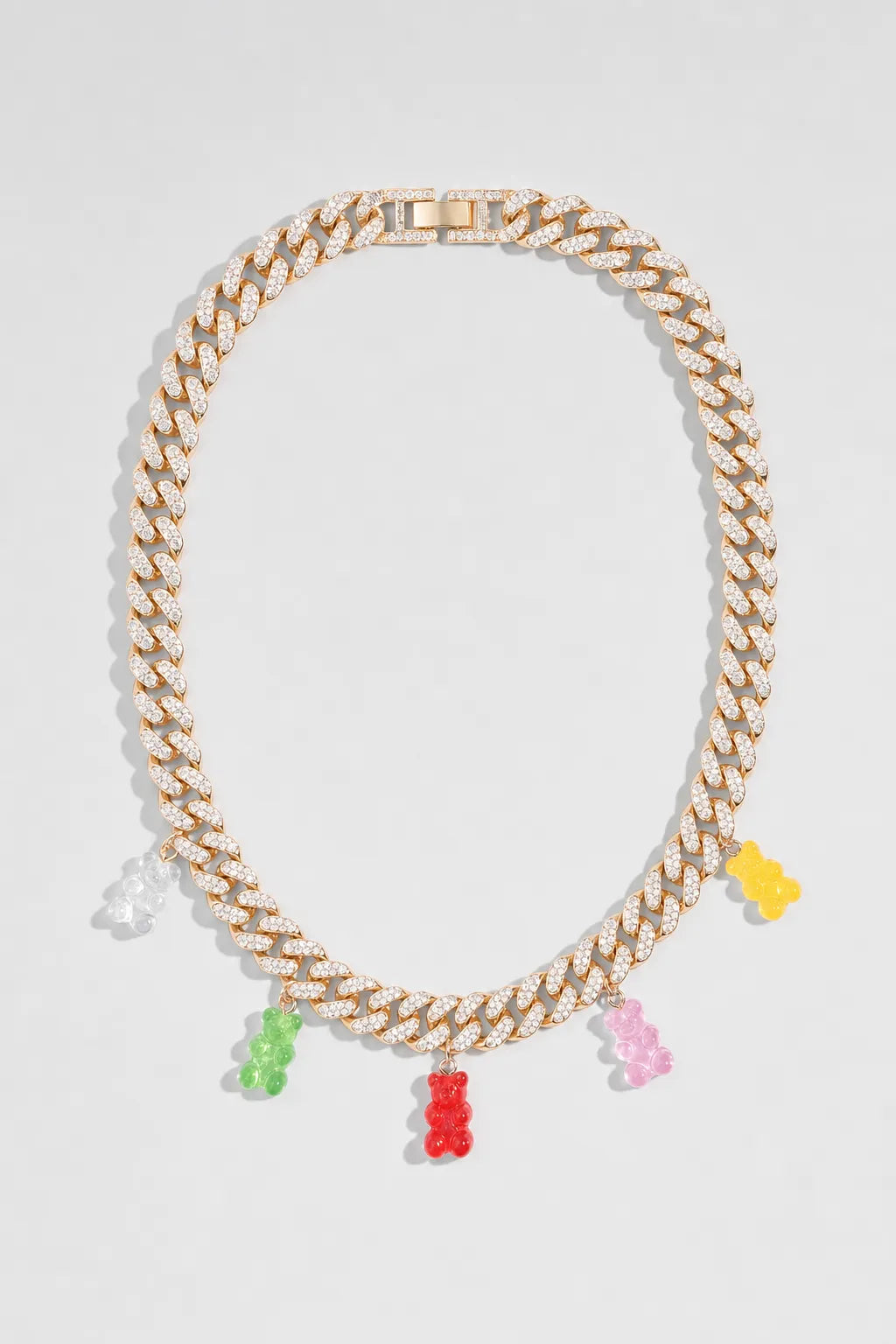 Collier ourson bonbon — sur fond gris — couleur 2