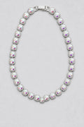 Collier rappeur us — sur fond gris