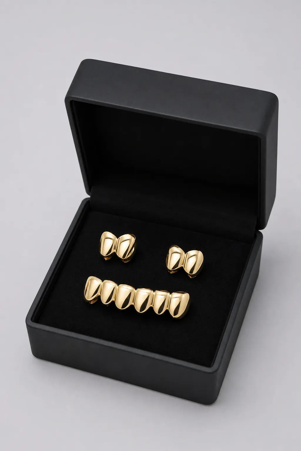 Grillz aesthetic — sur présentoir noir mat