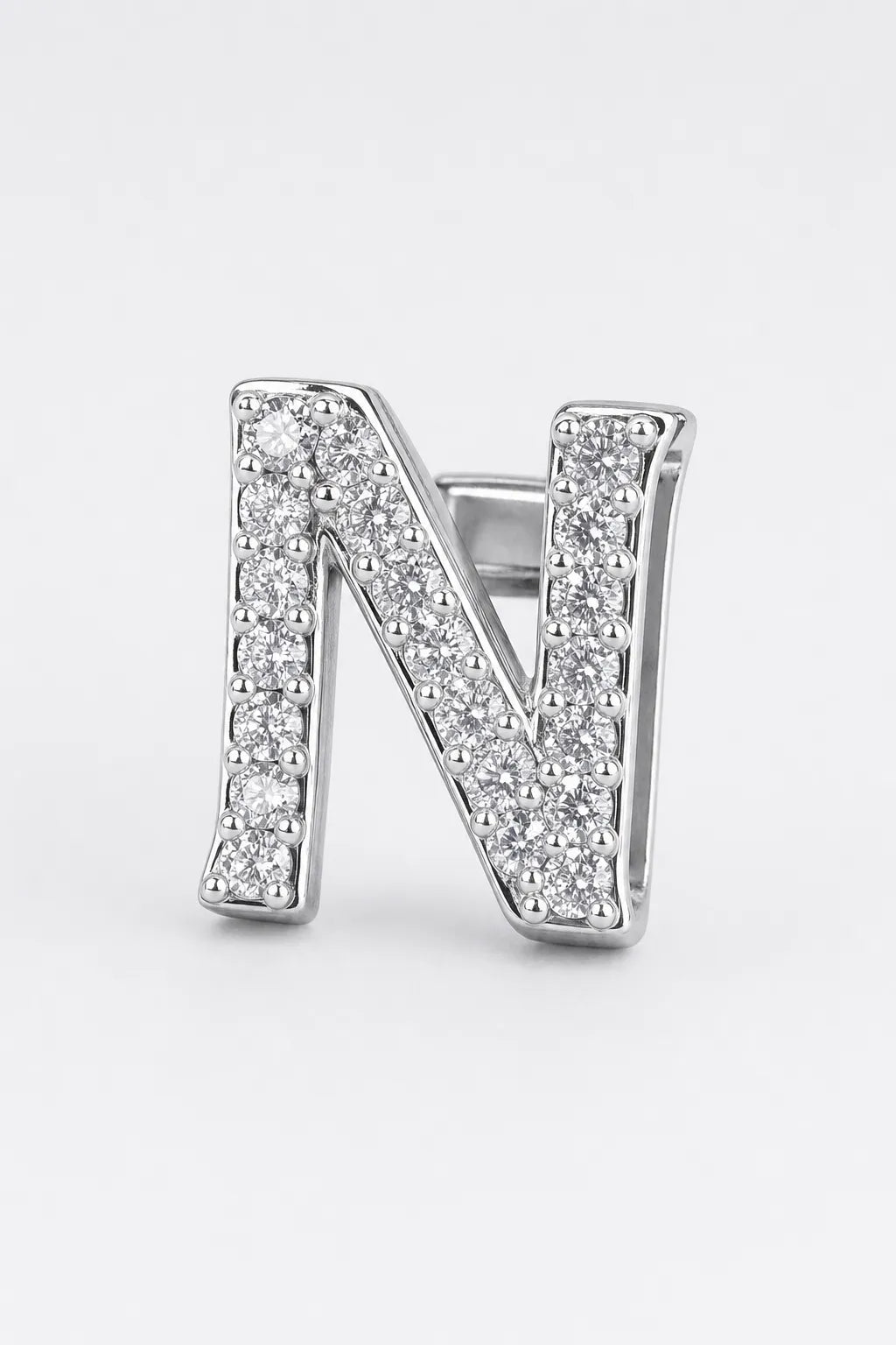 Grillz letters — sur fond gris - Argent - lettre N
