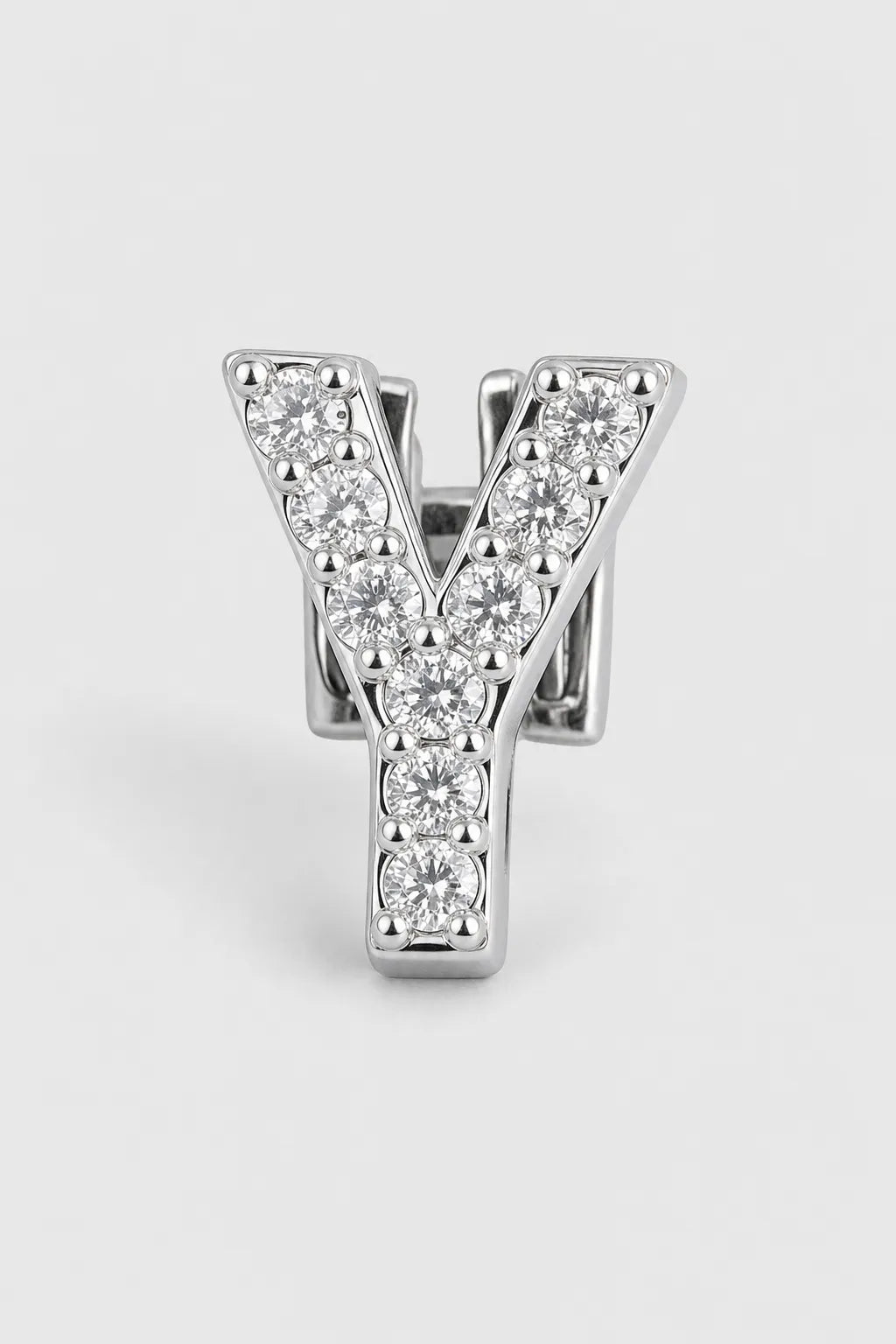 Grillz letters — sur fond gris - Argent - lettre Y