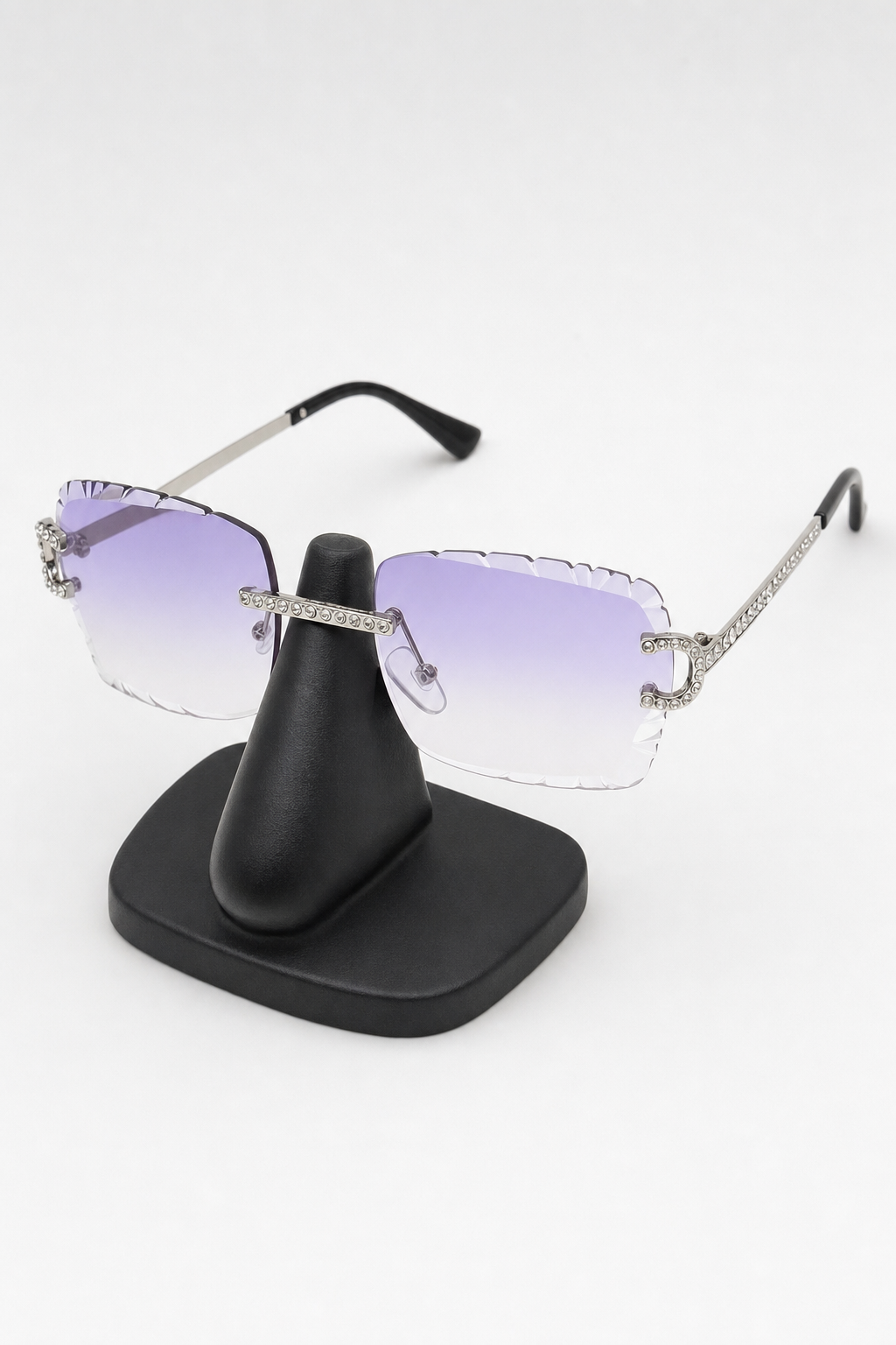 Lunette Central cee — sur présentoir noir mat