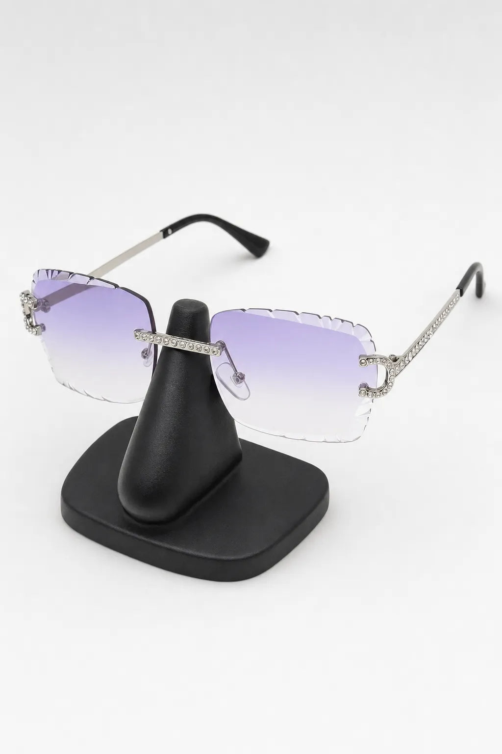 Lunette Central cee — sur présentoir noir mat