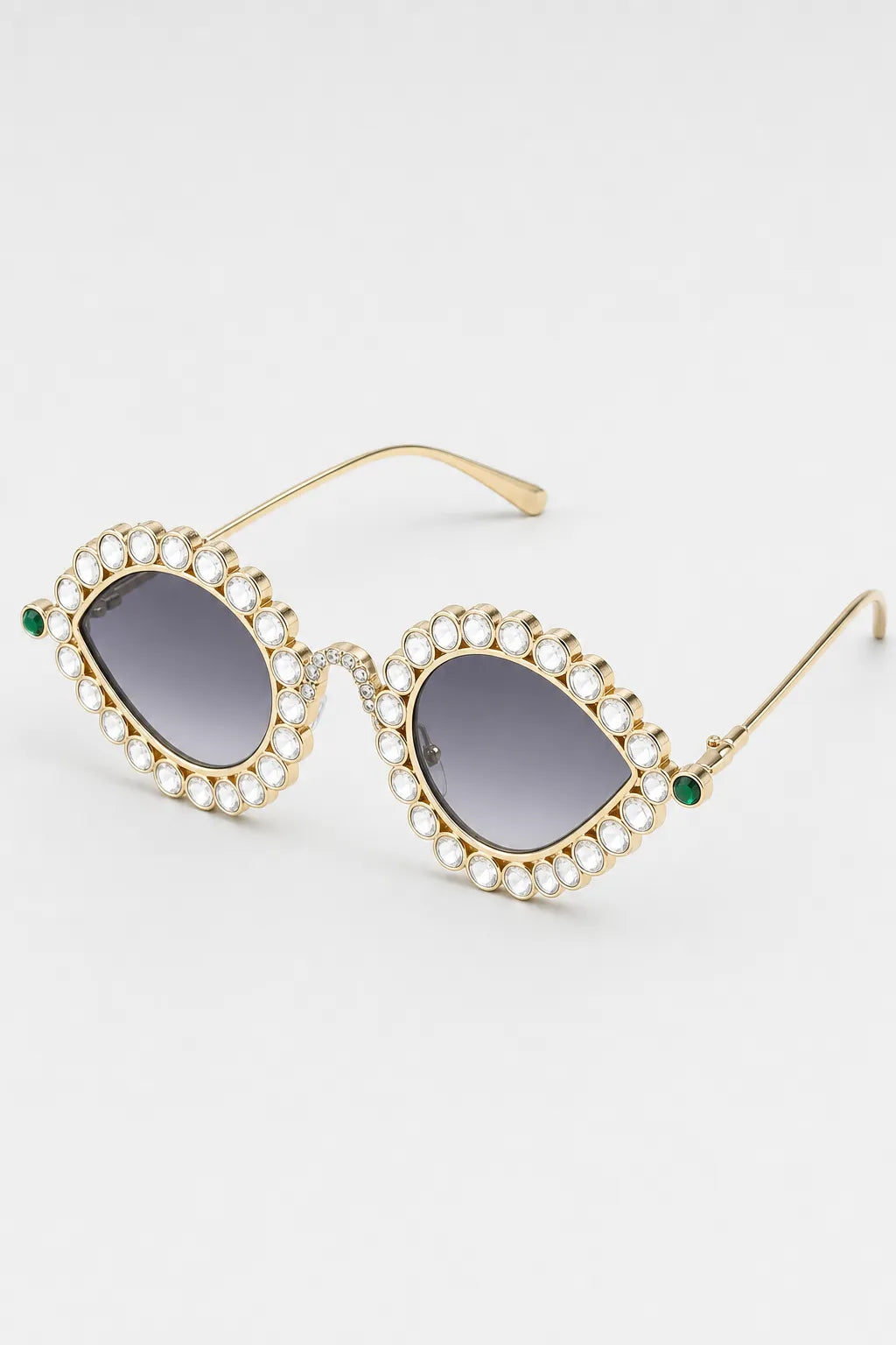 Lunette Pharrell Williams — sur fond gris - couleur Gris/Or