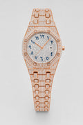 Montre Maitre Gims — sur fond gris