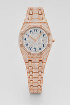 Montre Maitre Gims — sur fond gris