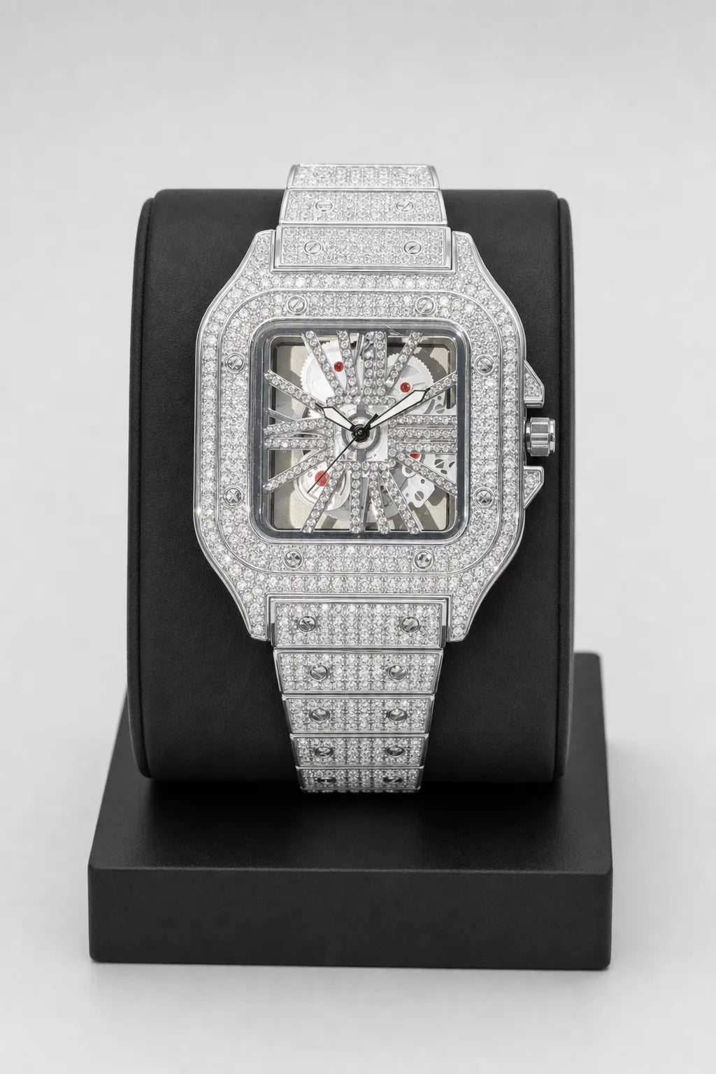 Montre rappeur — sur présentoir noir mat
