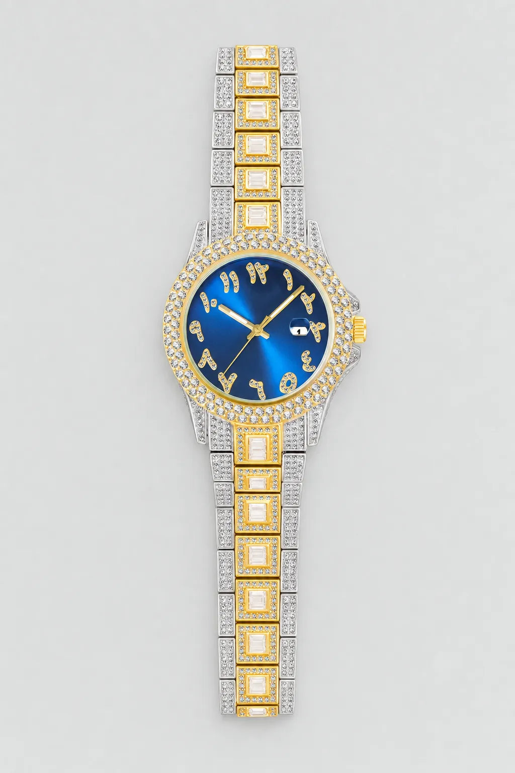 Montre rappeur en Diamant — variante Bleu-Or-Argent sur fond gris